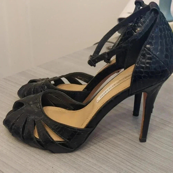DIANE Von Furstenberg jemna snake skin heel - Picture 12 of 13